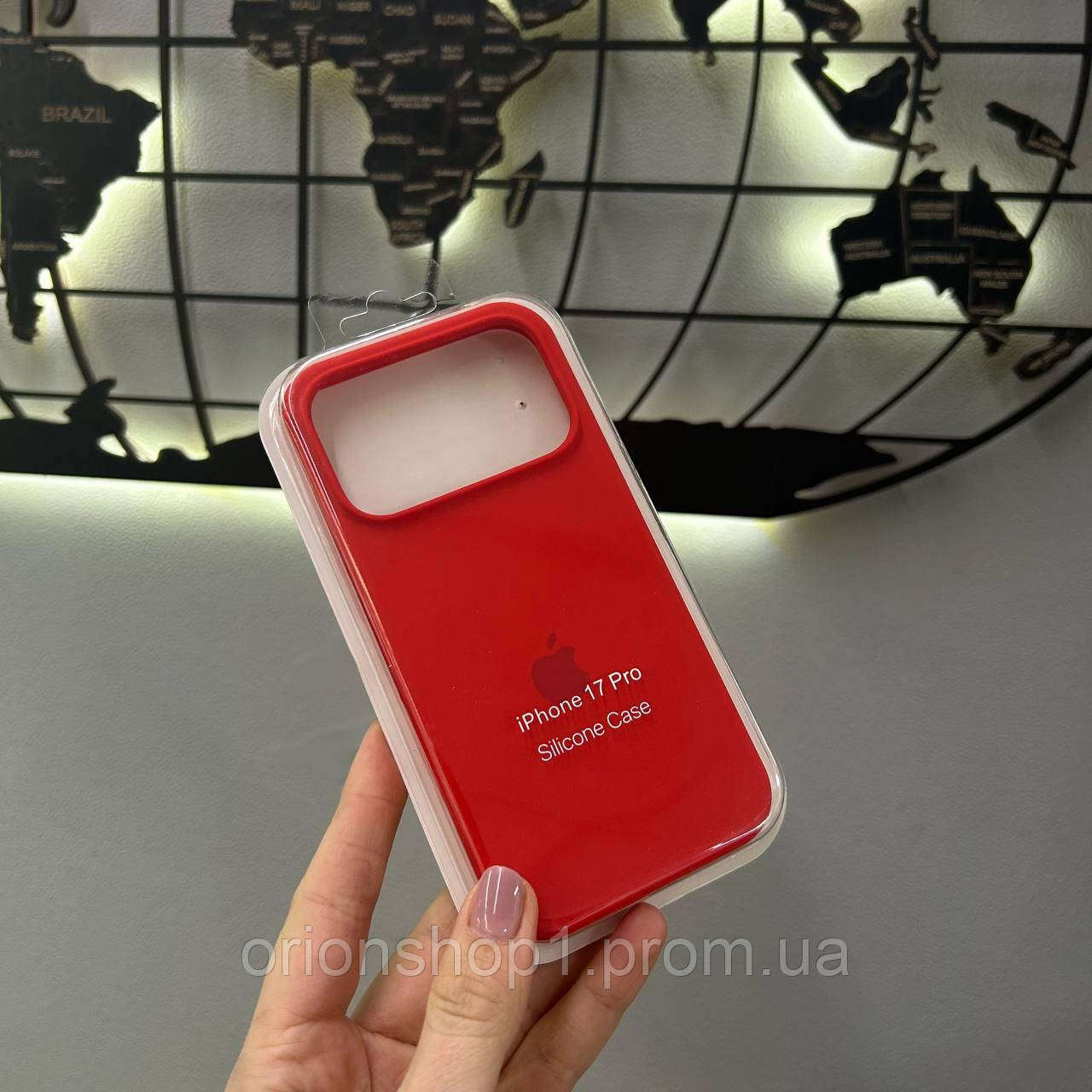 Silicone Case чохол з мікрофіброю для iPhone 17 Pro,чохол-бампер для Айфон 17 Про (колір: червоний)