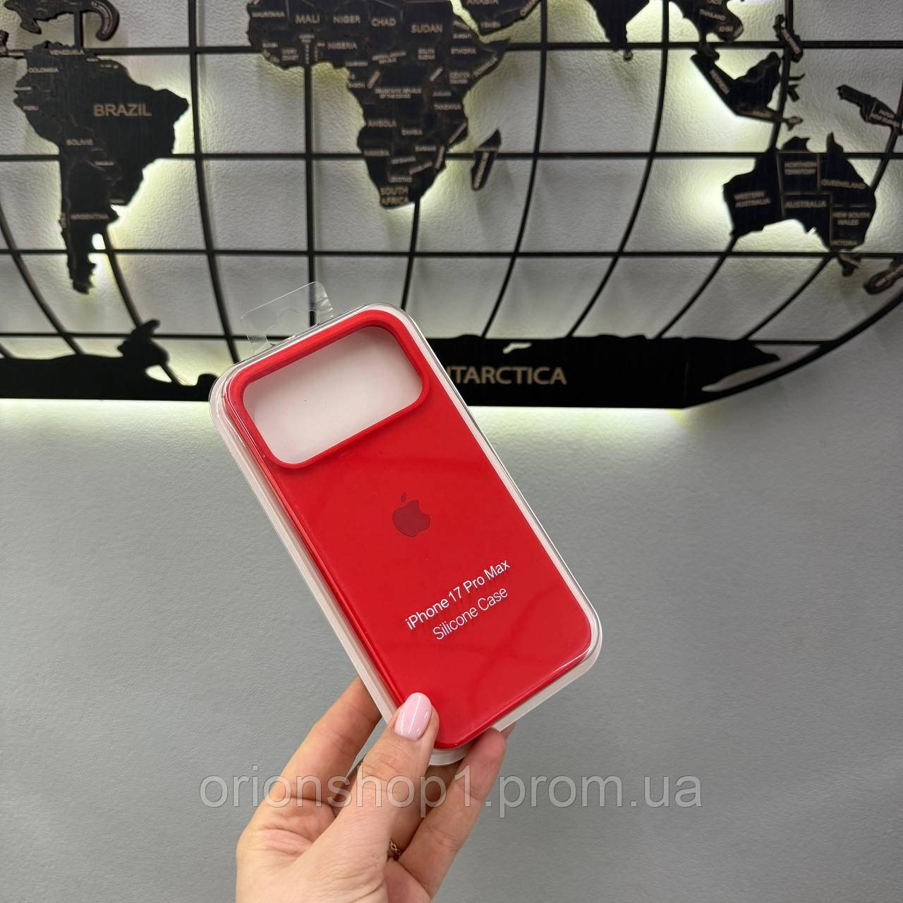 Silicone Case чохол з мікрофіброю для iPhone 17 Pro Max,чохол-бампер для Айфон 17 Про Макс (Червоний)