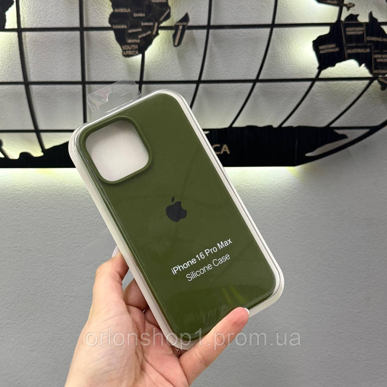 Silicone Case чохол з мікрофіброю для iPhone 16 Pro Max,чохол-бампер для Айфон 16 Про Макс (Зелений)