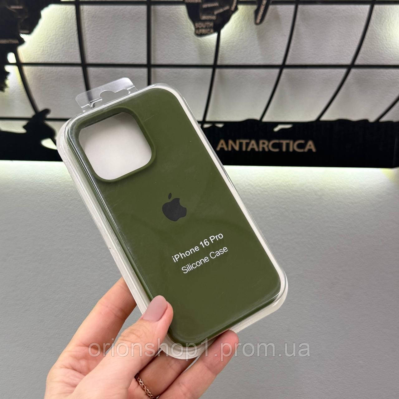 Silicone Case чохол з мікрофіброю для iPhone 16 Pro,чохол-бампер для Айфон 16 Про (Зелений)