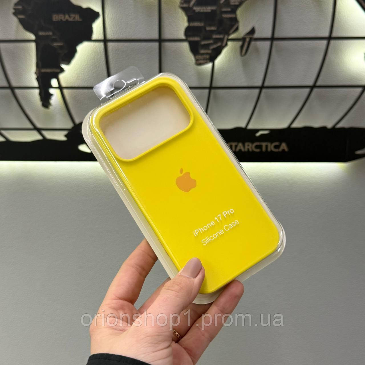 Чохол Silicone Case з мікрофіброю для iPhone 17 Pro, якісний чохол-бампер з мікрофіброю для Айфон 17 Про (Жовтий)
