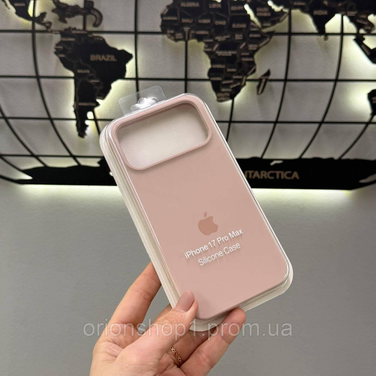 Silicone Case чохол з мікрофіброю для iPhone 17 Pro Max,чохол-бамбер для Айфон 17 Про Макс (Пудровий)