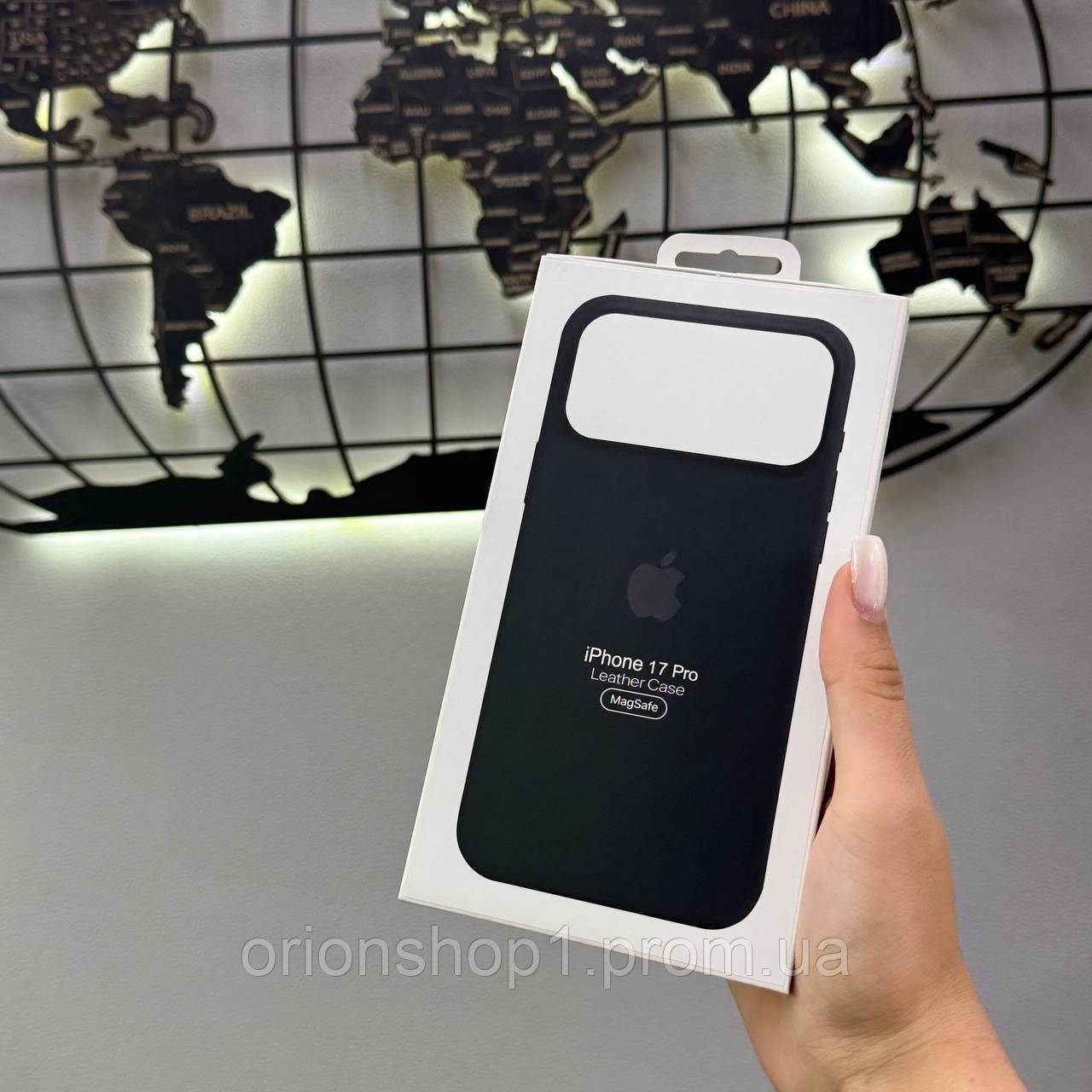 Шкіряний чохол-накладка для iPhone 17 Pro з захистом камери,чохол магсейф з мікрофіброю для Айфон 17 Про
