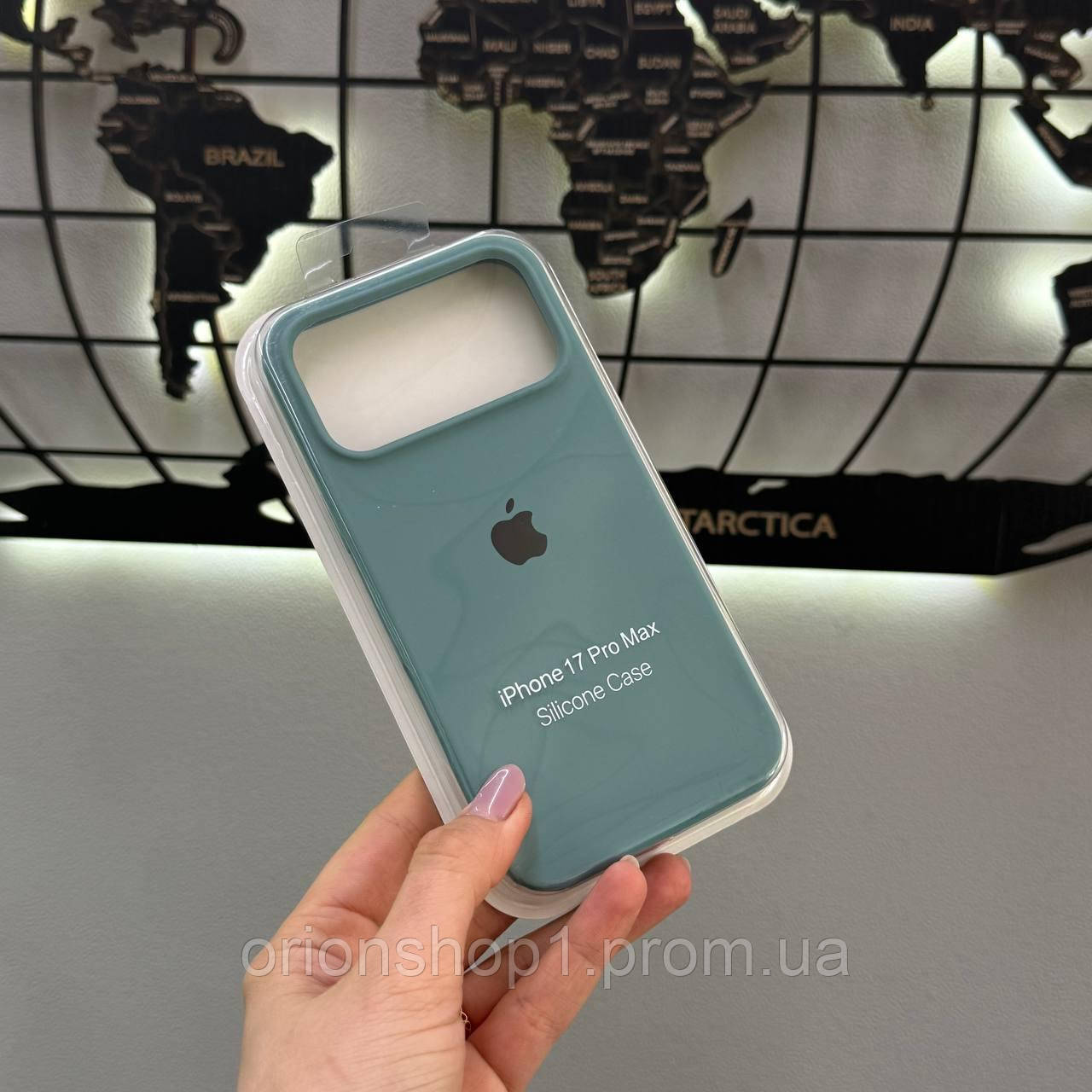 Silicone Case чохол з мікрофіброю для iPhone 17 Pro Max,чохол-накладка для Айфон 17 Про Макс (Зелений)