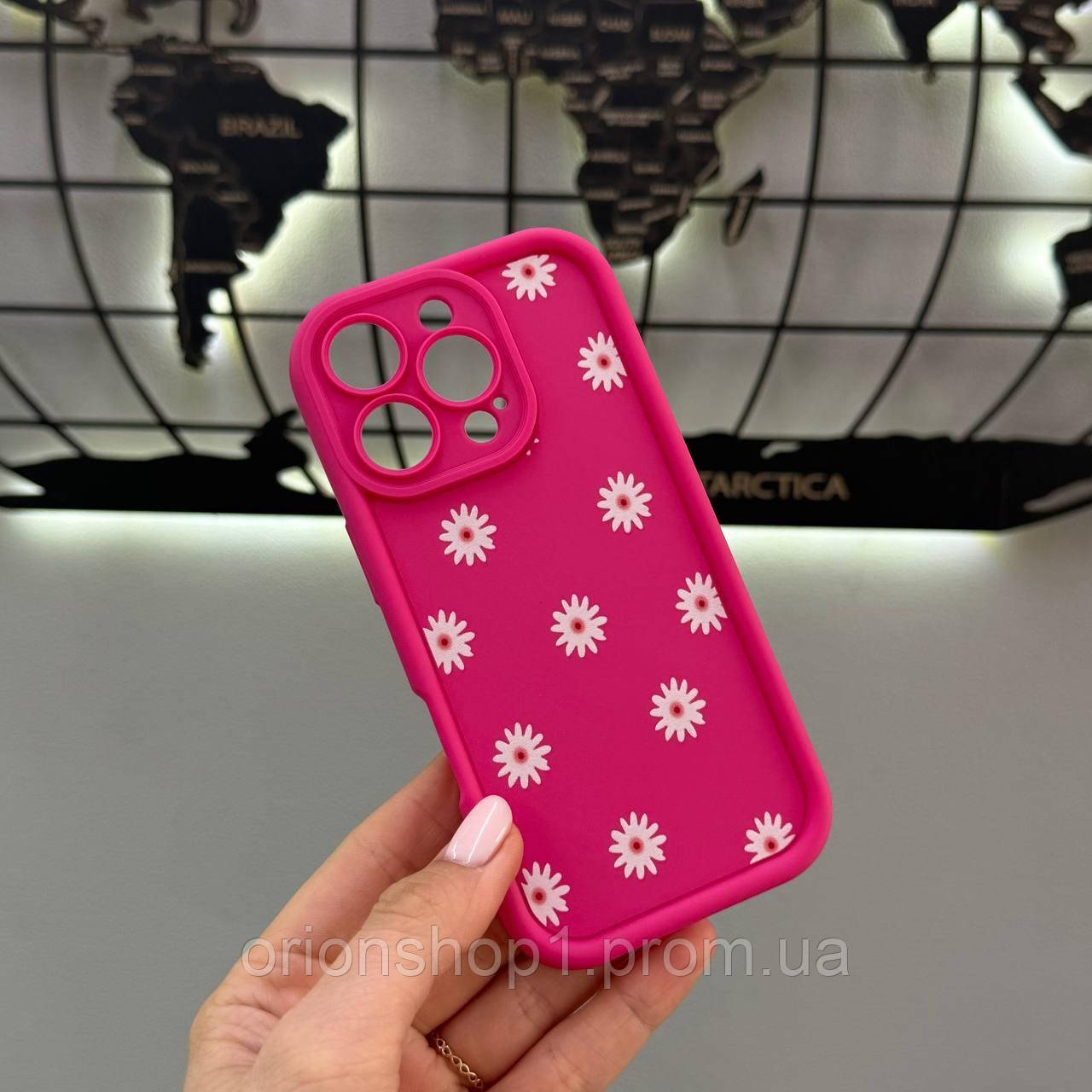 Силіконовий чохол для iPhone 16 Pro Max з ромашками, рожевий протиударний чохол для iPhone 16 Pro Max