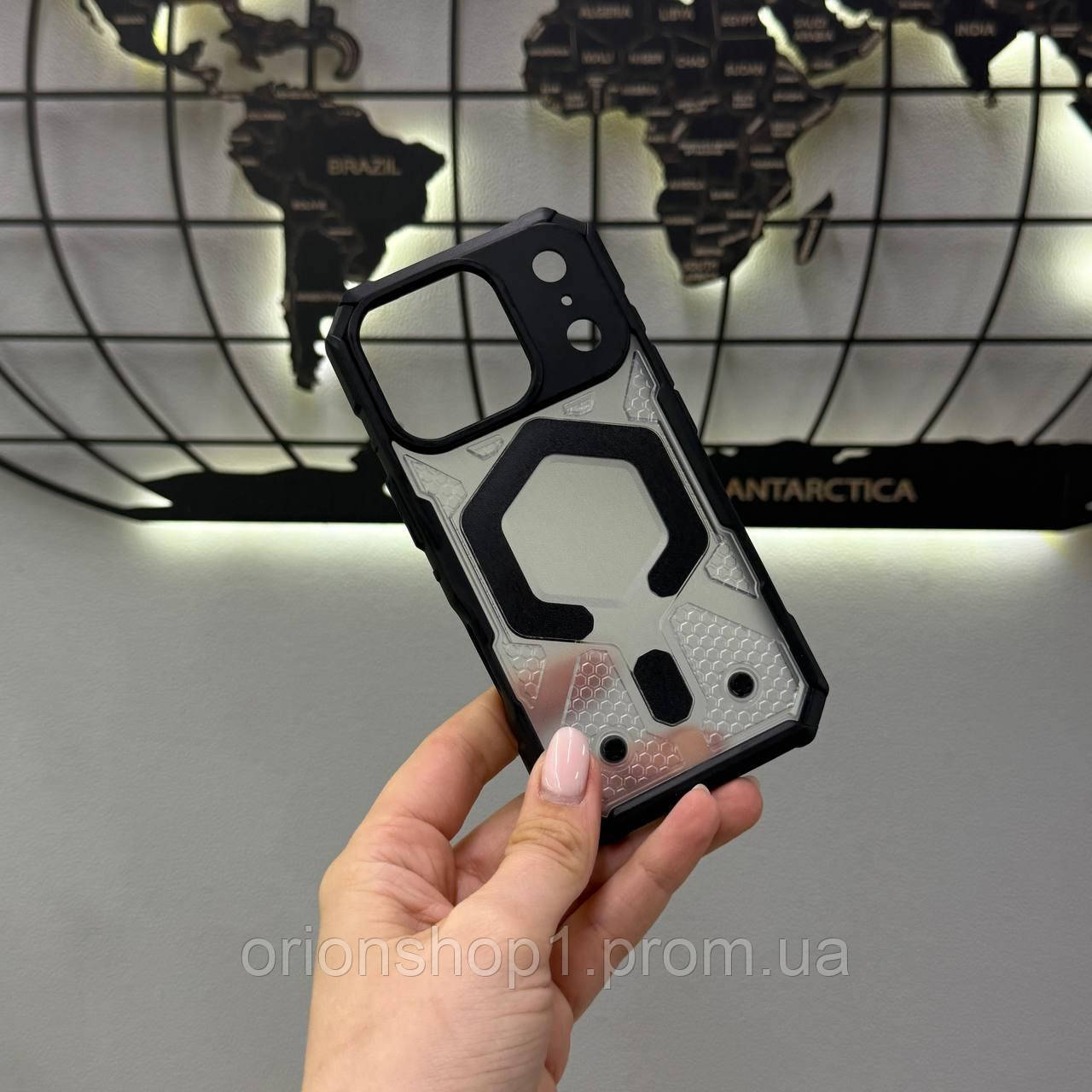 Броньований чохол iPhone 17 Pro з MagSafe ArmorHex, Протиударний чохол на iPhone 17 Pro з MagSafe
