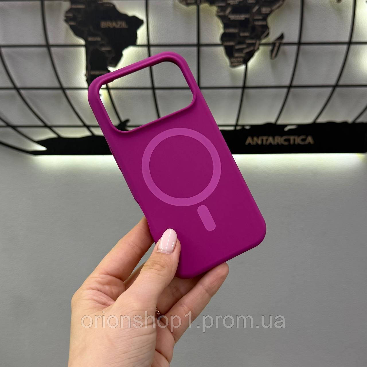 Чохол Silicone Case Magsafe з мікрофіброю для iPhone 17 Pro,чохол-бампер для Айфон 17 Про (Фуксія)
