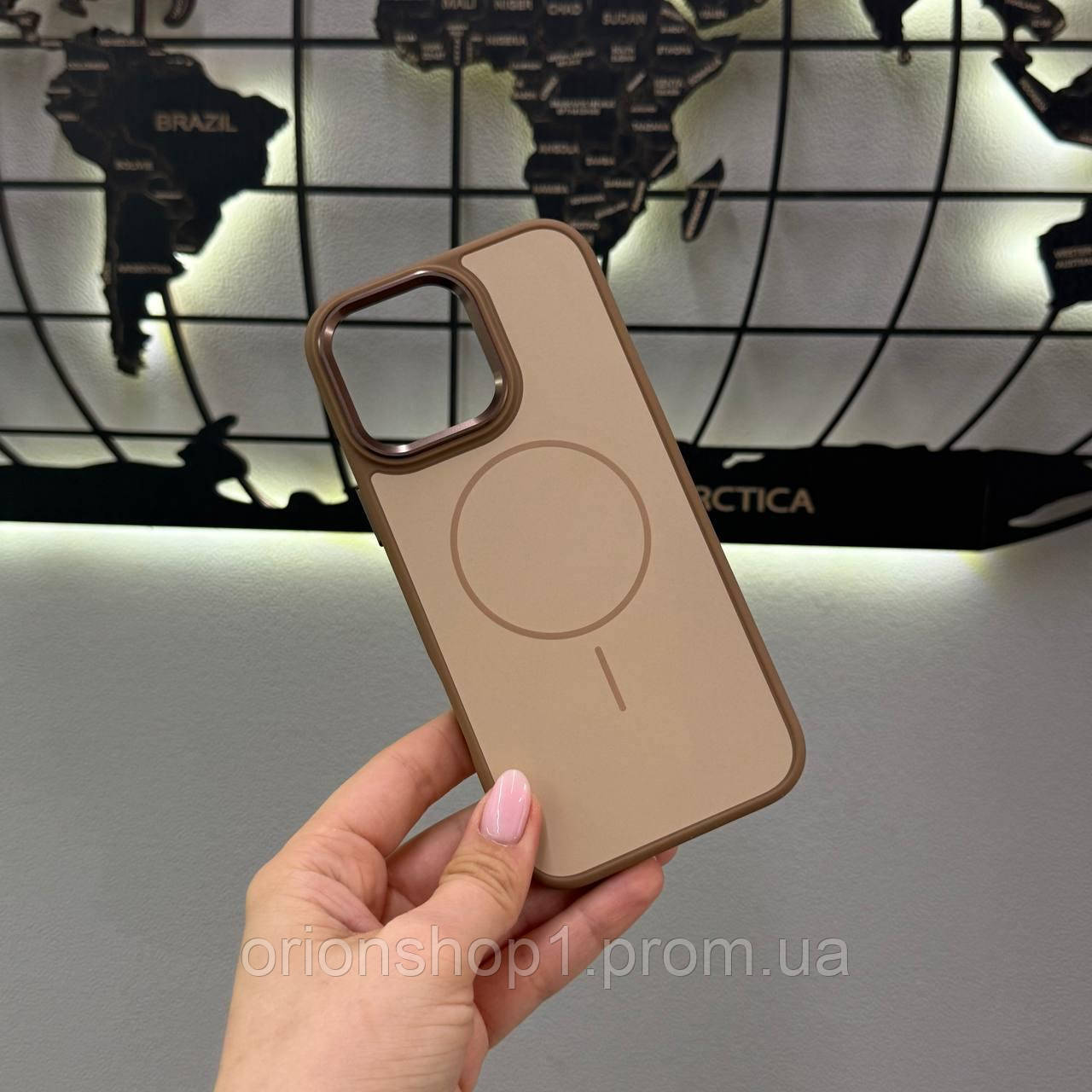 Протиударний чохол-накладка для iPhone 16 Pro Max з MagSafe, чохол-накладка з MagSafe для iPhone 16 Pro Max (Бежевий)