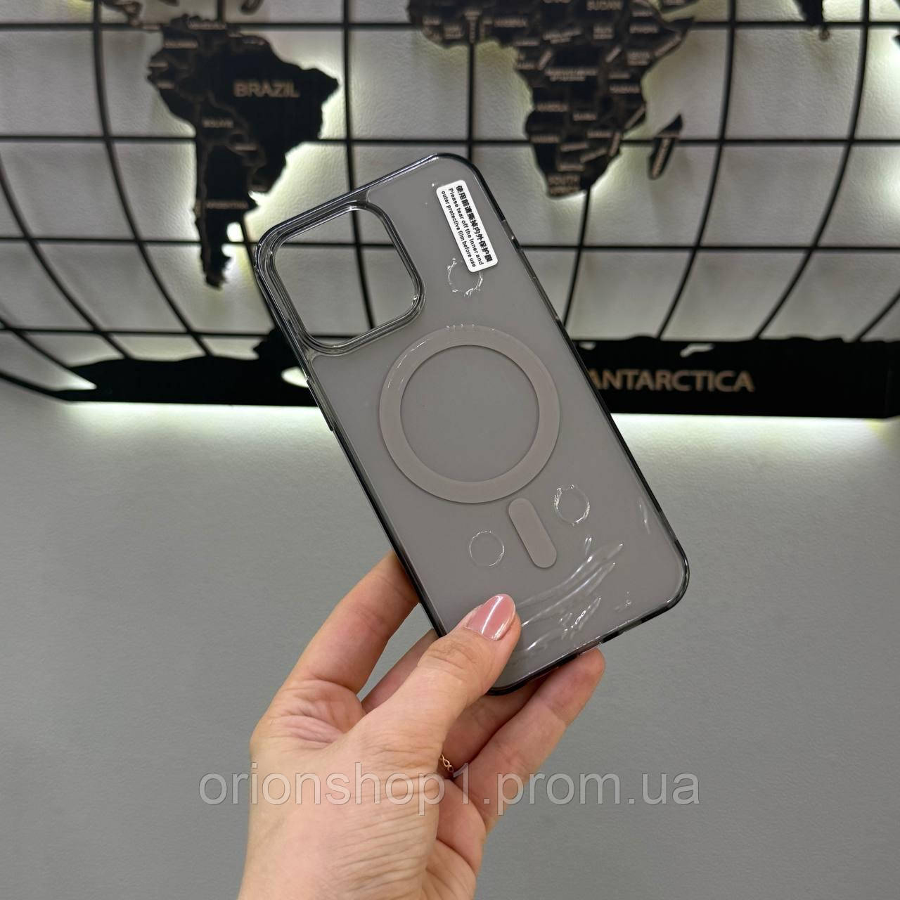 Силіконовий чохол на iPhone 15 Pro Max з MagSafe